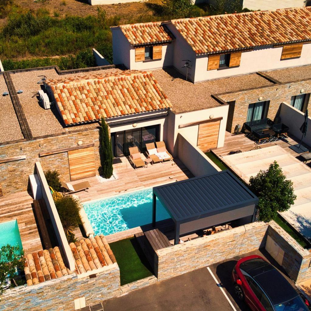 Villa Home Holiday A Cala Rossa Lecci Exterior photo